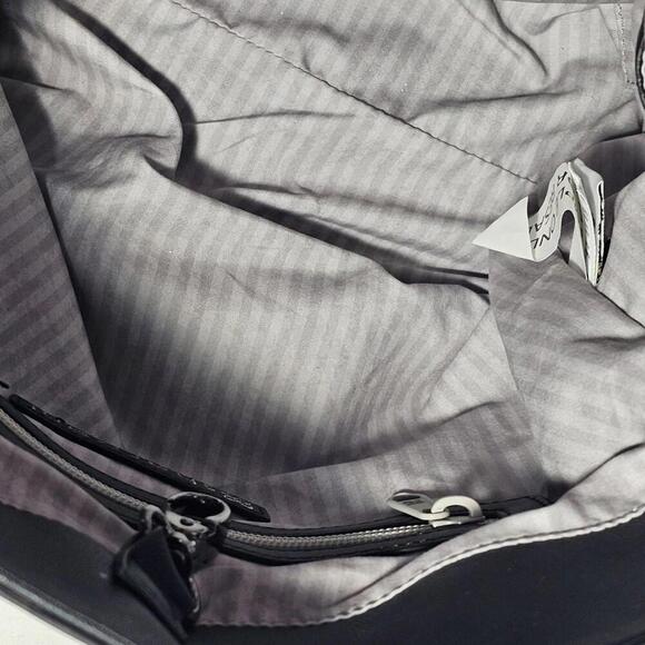 Sherpani Boheme Travel Tote Womens Shoulder Bag Purse - Picture 7 of 12